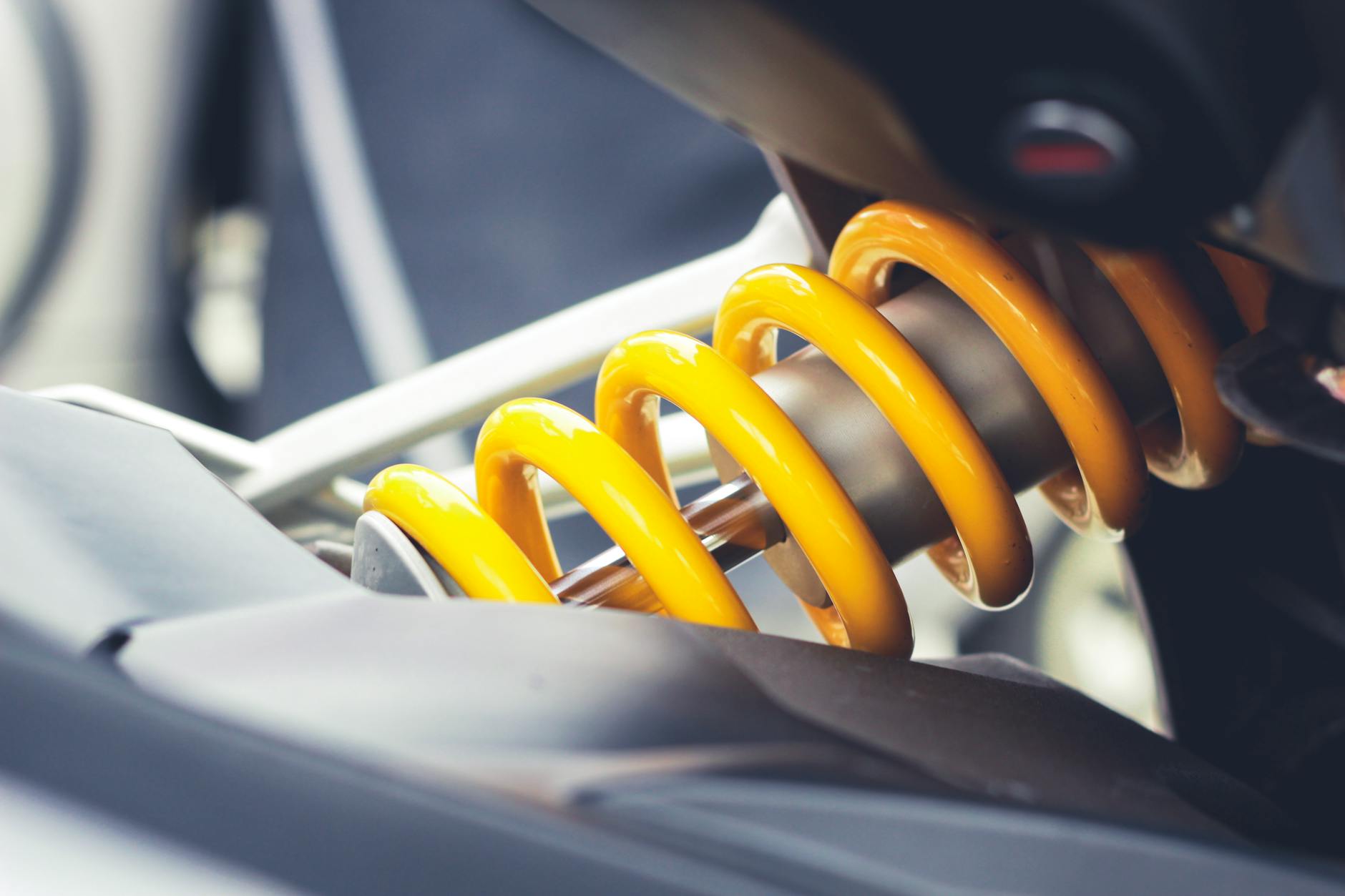 Front Shock Absorber Replacement