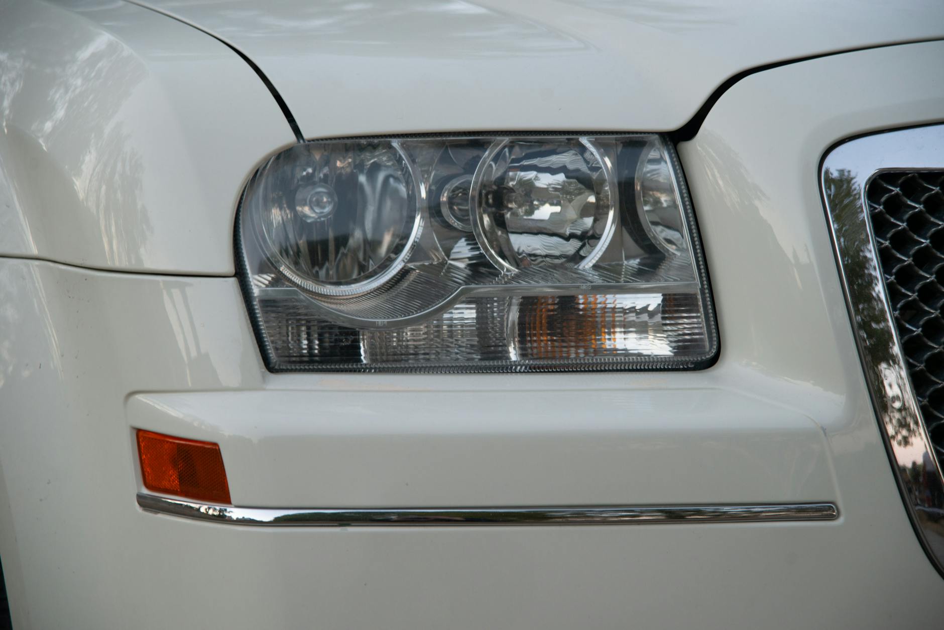 Headlight Adjustment & Replacement